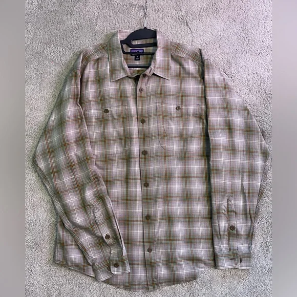 Patagonia Green and Brown Plaid Shirt - Picture 1 of 4